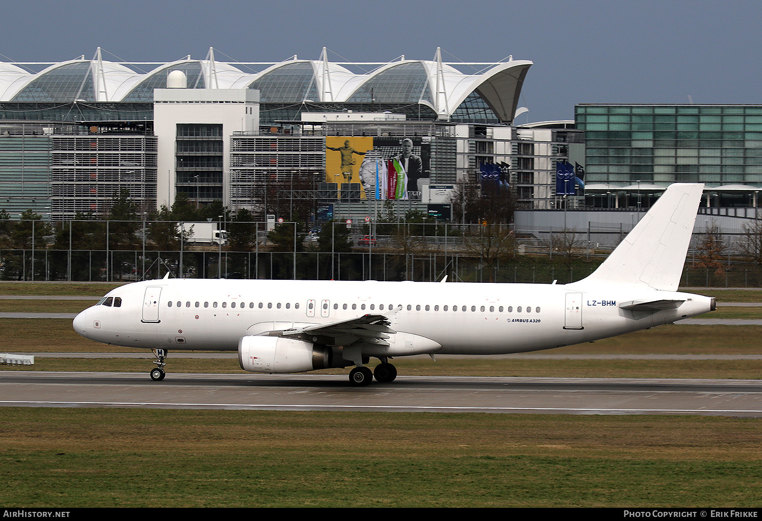 Aircraft Photo of LZ-BHM | Airbus A320-232 | AirHistory.net #561134