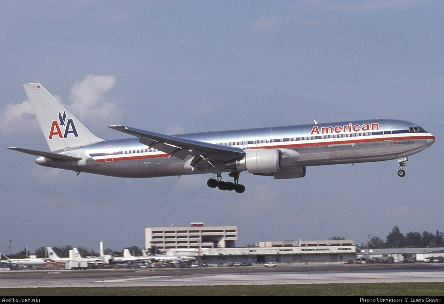 Aircraft Photo of N361AA | Boeing 767-323/ER | American Airlines | AirHistory.net #561171