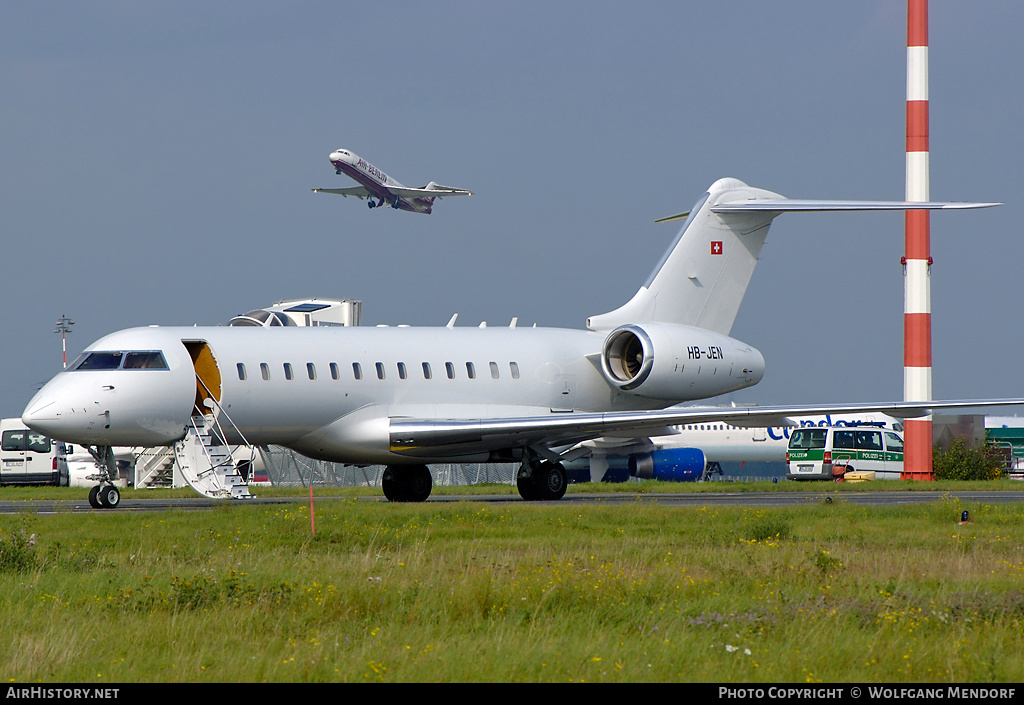Aircraft Photo of HB-JEN | Bombardier Global Express (BD-700-1A10) | AirHistory.net #561181