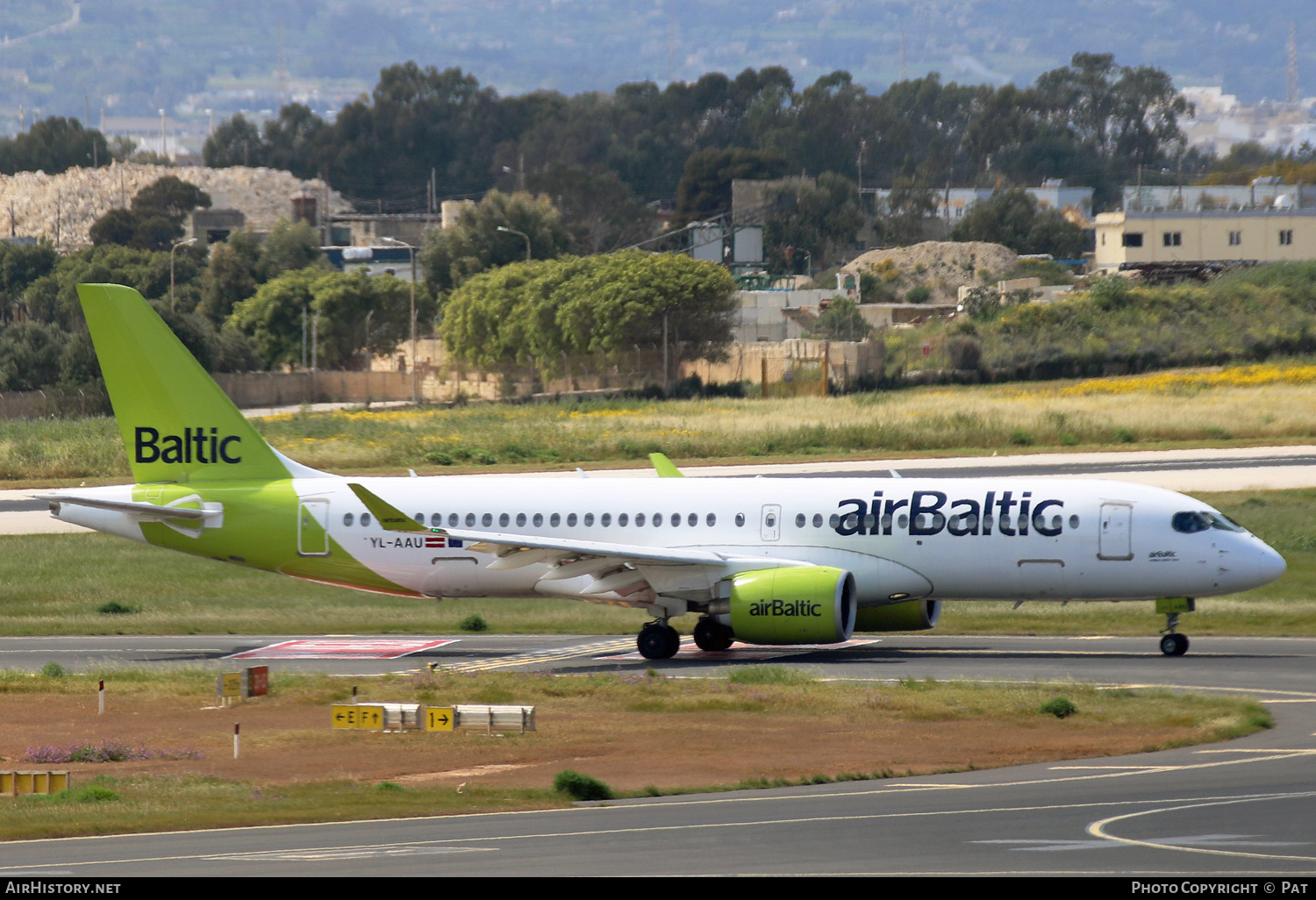 Aircraft Photo of YL-AAU | Airbus A220-371 (BD-500-1A11) | AirBaltic | AirHistory.net #561203