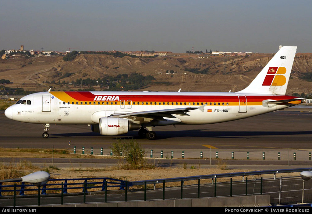 Aircraft Photo of EC-HQK | Airbus A320-214 | Iberia | AirHistory.net #561239