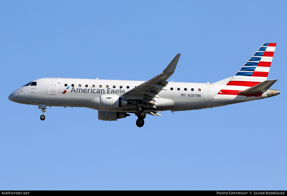 Aircraft Photo of N287NN | Embraer 175LR (ERJ-170-200LR) | American Eagle | AirHistory.net #561267