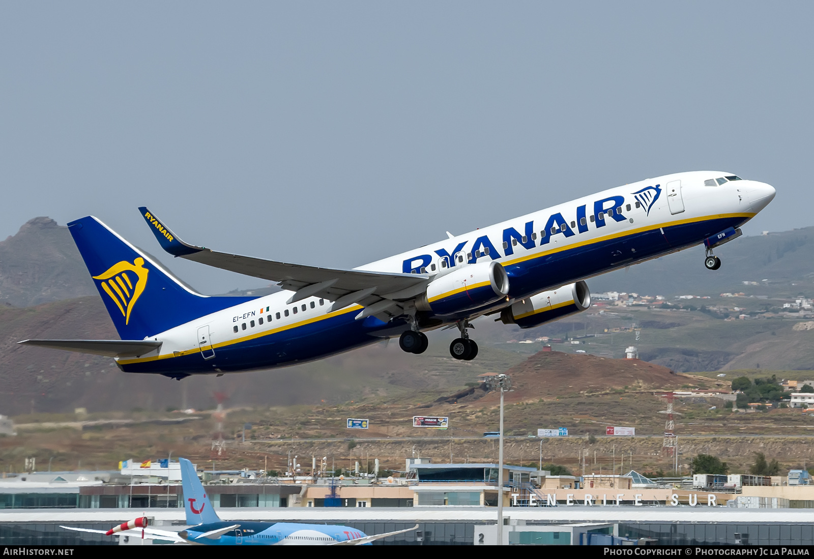 Aircraft Photo of EI-EFN | Boeing 737-8AS | Ryanair | AirHistory.net #561275