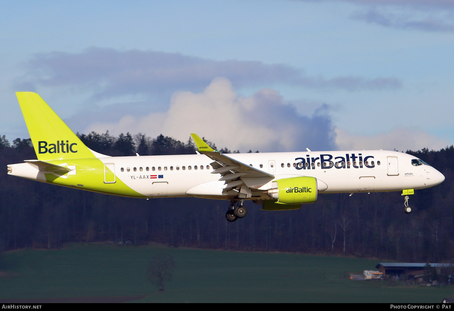 Aircraft Photo of YL-AAX | Airbus A220-371 (BD-500-1A11) | AirBaltic | AirHistory.net #561300