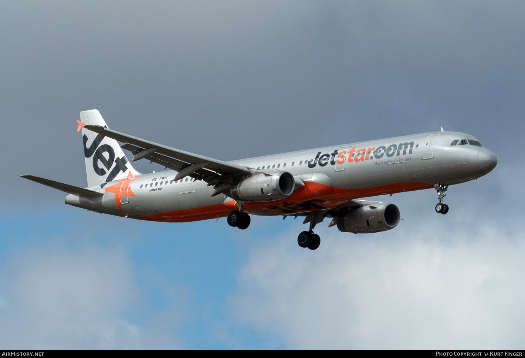 Aircraft Photo of VH-VWU | Airbus A321-231 | Jetstar Airways | AirHistory.net #561303