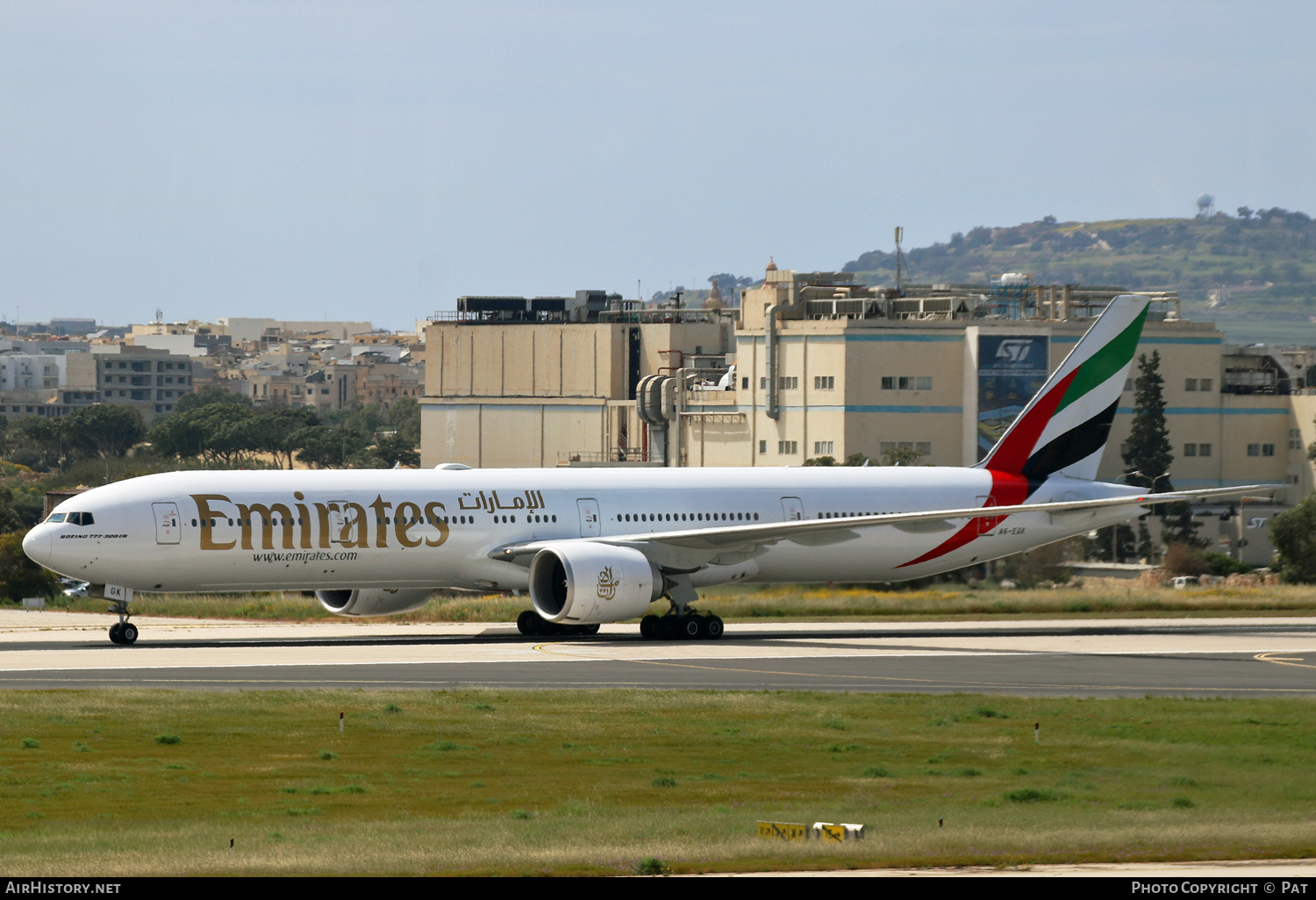 Aircraft Photo of A6-EGK | Boeing 777-31H/ER | Emirates | AirHistory.net #561347