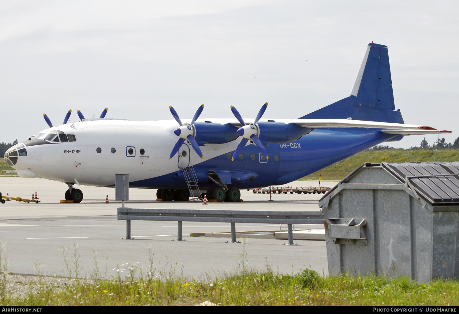 Aircraft Photo of UR-CGX | Antonov An-12BP | AirHistory.net #561359