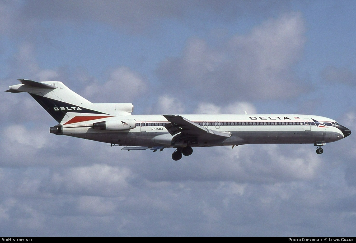 Aircraft Photo of N515DA | Boeing 727-232/Adv | Delta Air Lines | AirHistory.net #561394
