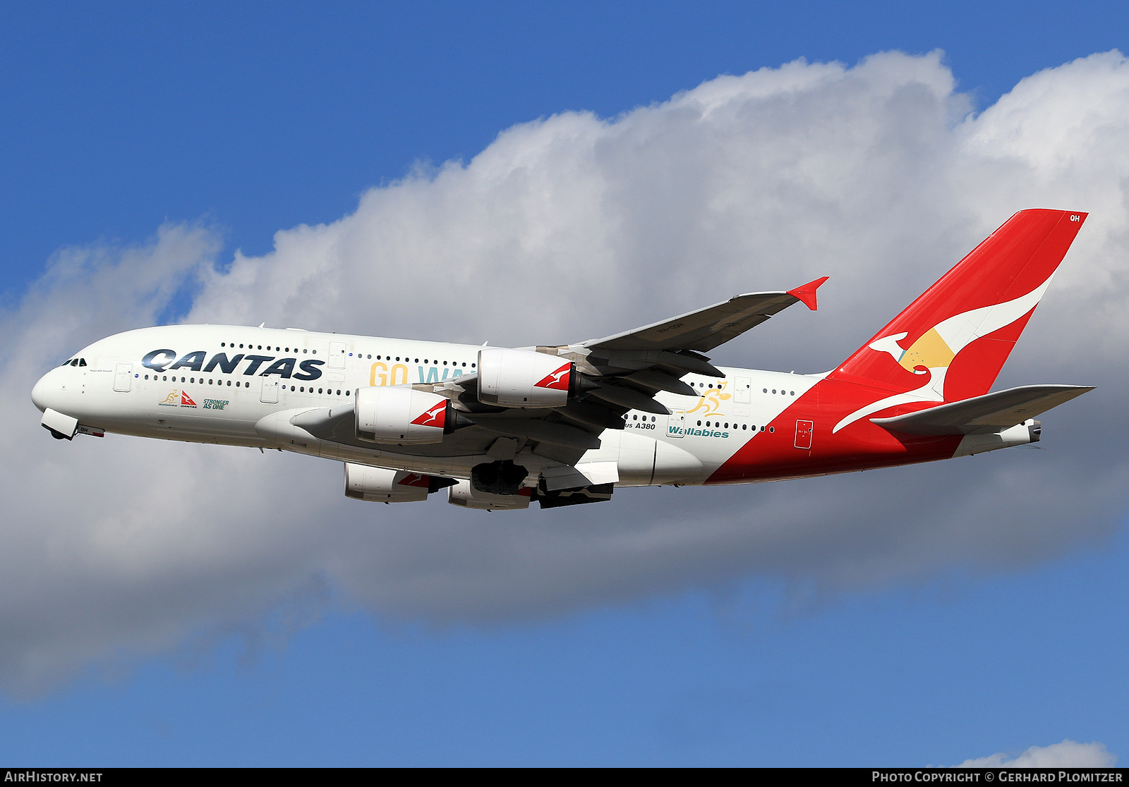 Aircraft Photo of VH-OQH | Airbus A380-842 | Qantas | AirHistory.net #561462