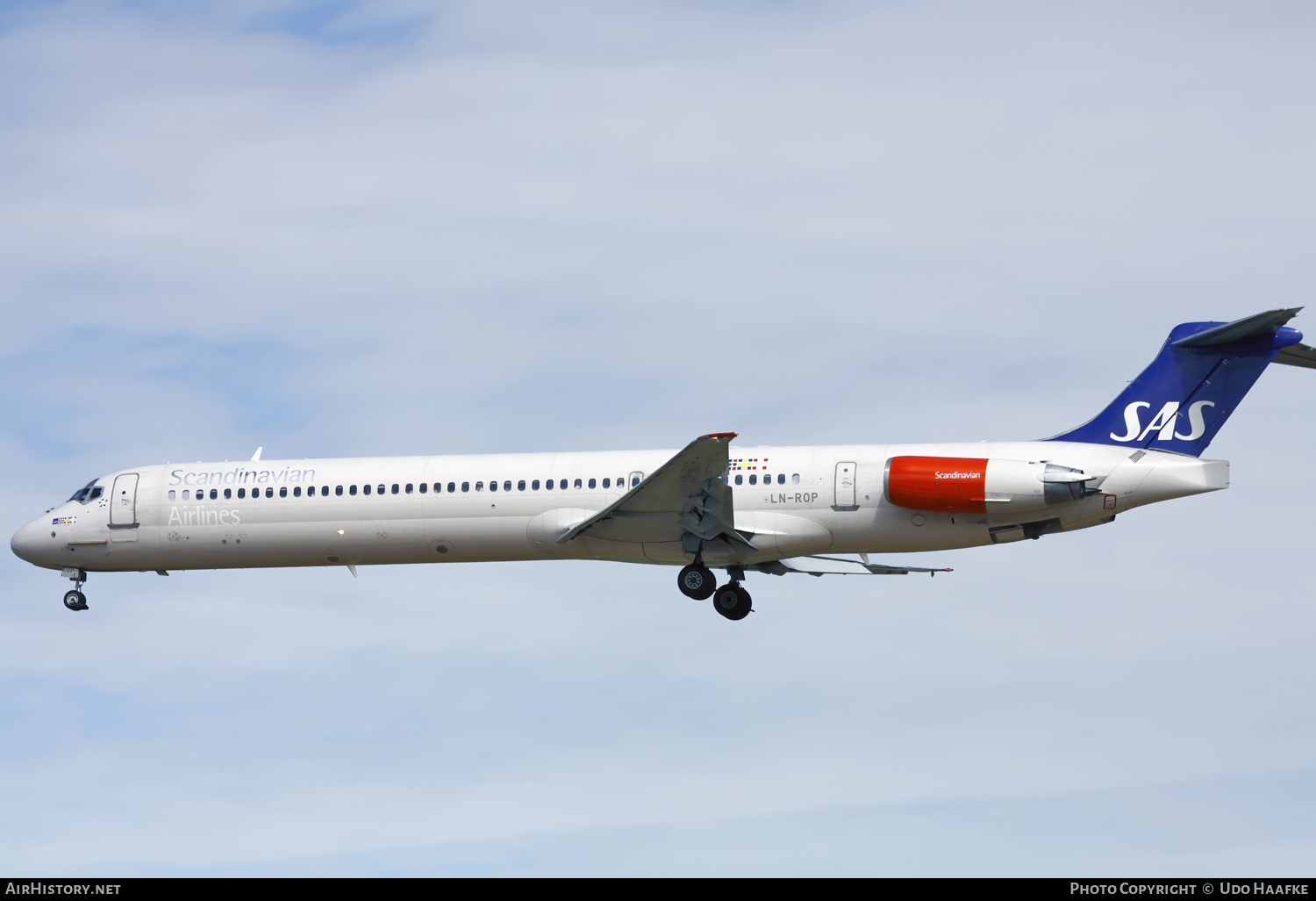 Aircraft Photo of LN-ROP | McDonnell Douglas MD-82 (DC-9-82) | Scandinavian Airlines - SAS | AirHistory.net #561543
