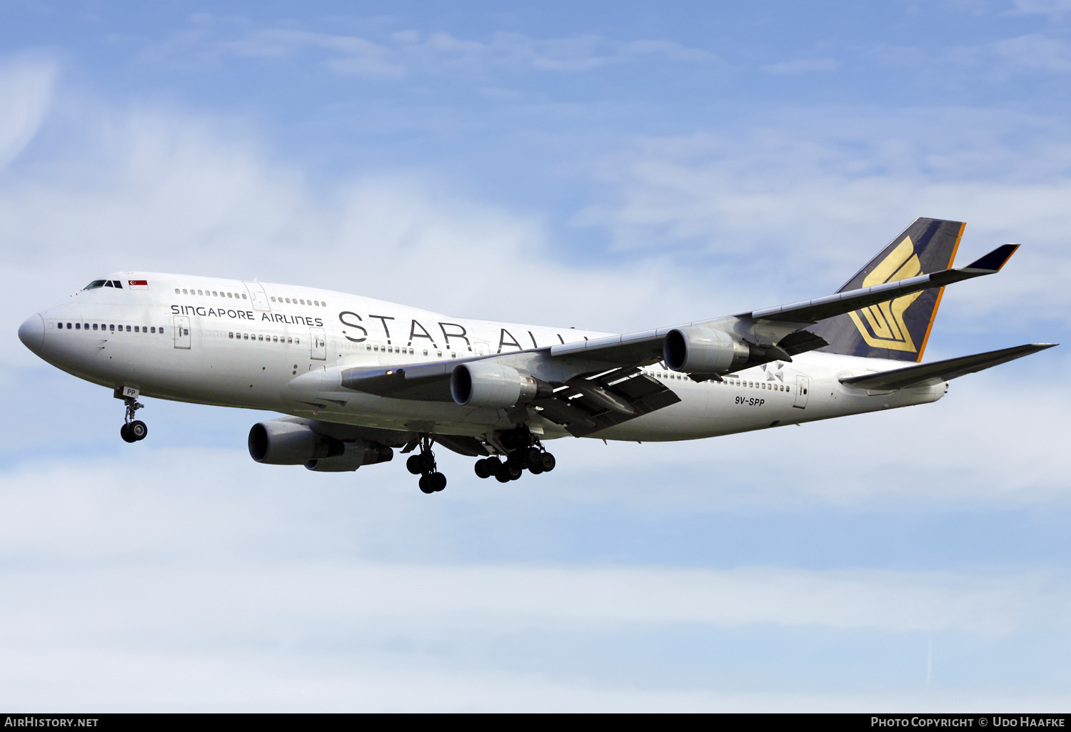 Aircraft Photo of 9V-SPP | Boeing 747-412 | Singapore Airlines | AirHistory.net #561580