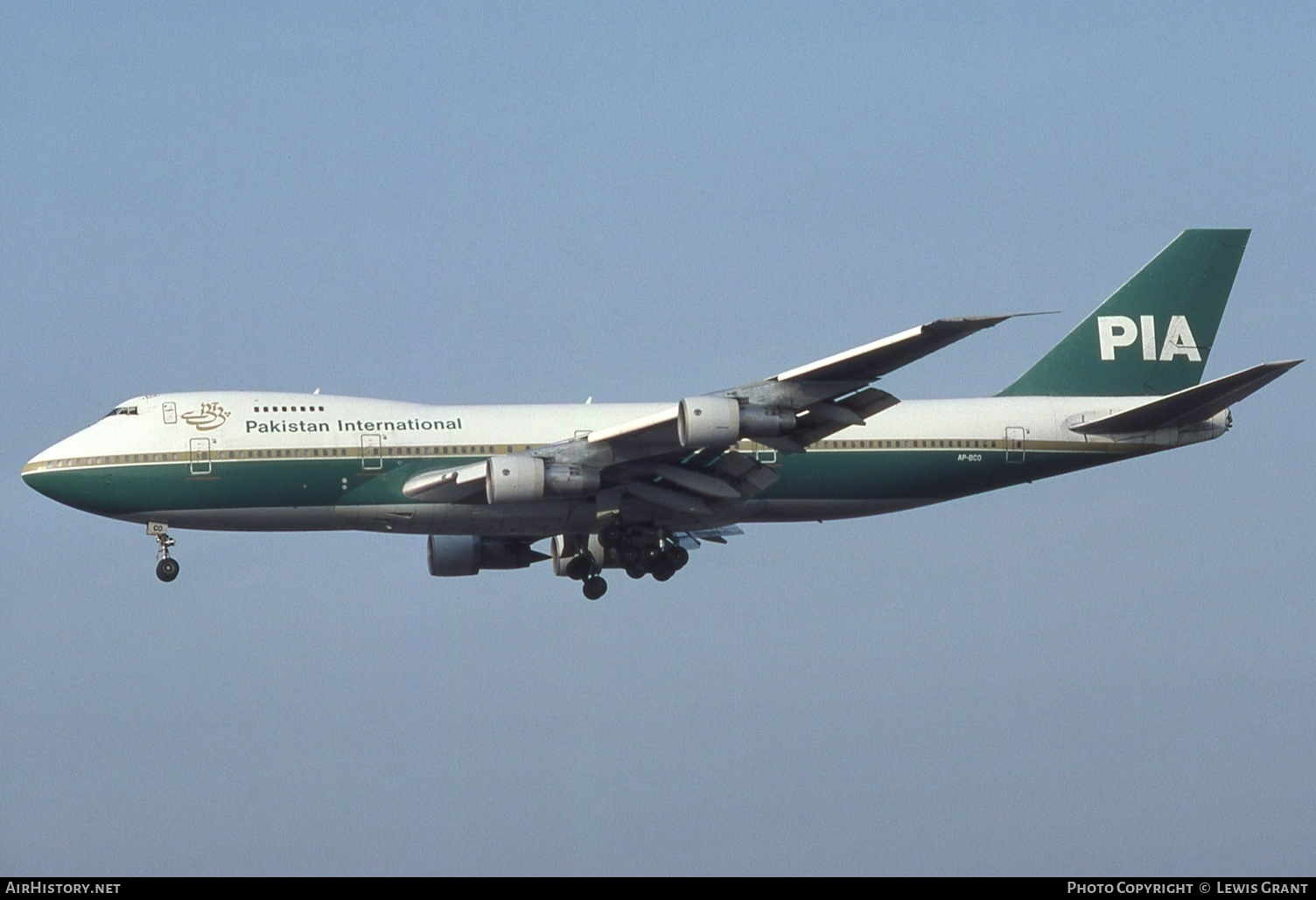 Aircraft Photo of AP-BCO | Boeing 747-217B | Pakistan International Airlines - PIA | AirHistory.net #561595