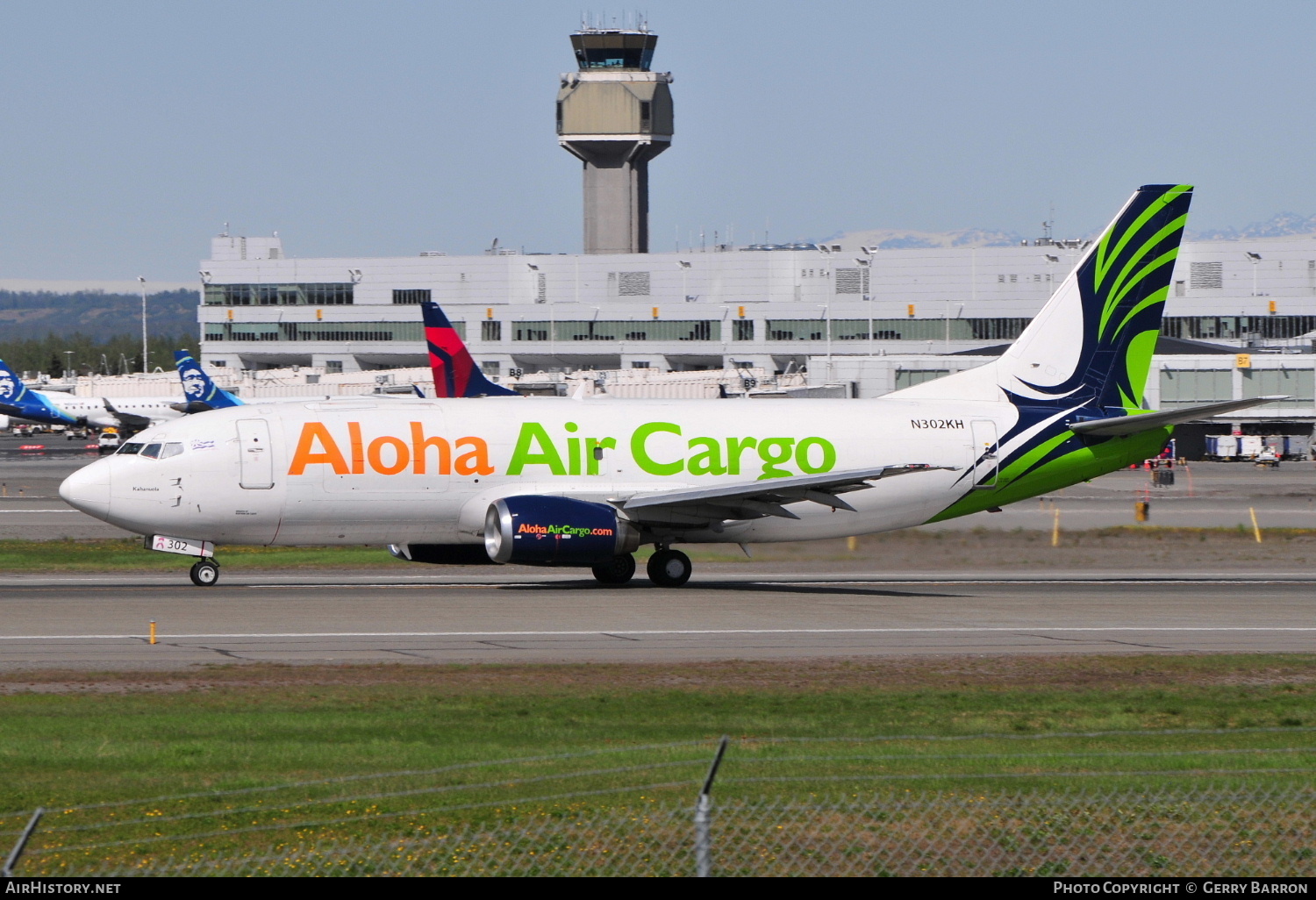 Aircraft Photo of N302KH | Boeing 737-330 | Aloha Air Cargo | AirHistory.net #561646