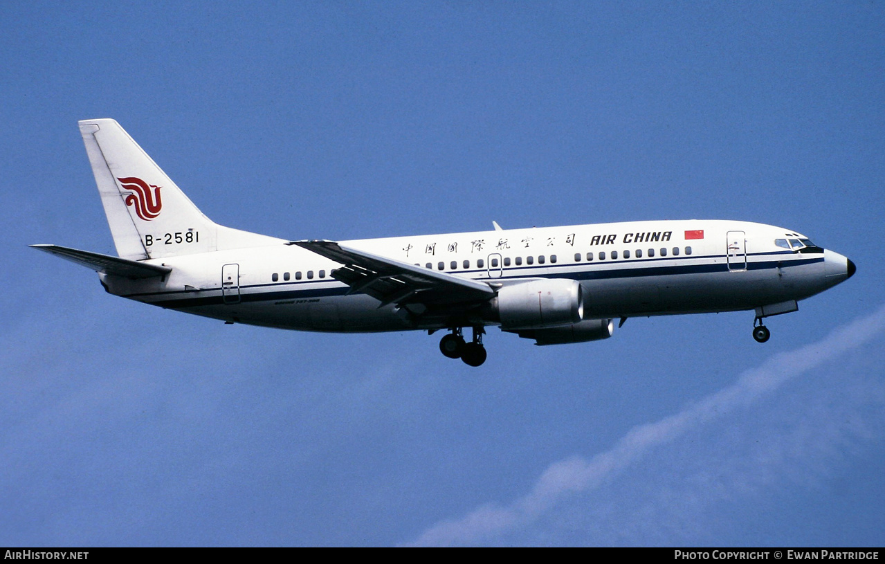 Aircraft Photo of B-2581 | Boeing 737-3J6 | Air China | AirHistory.net #561682