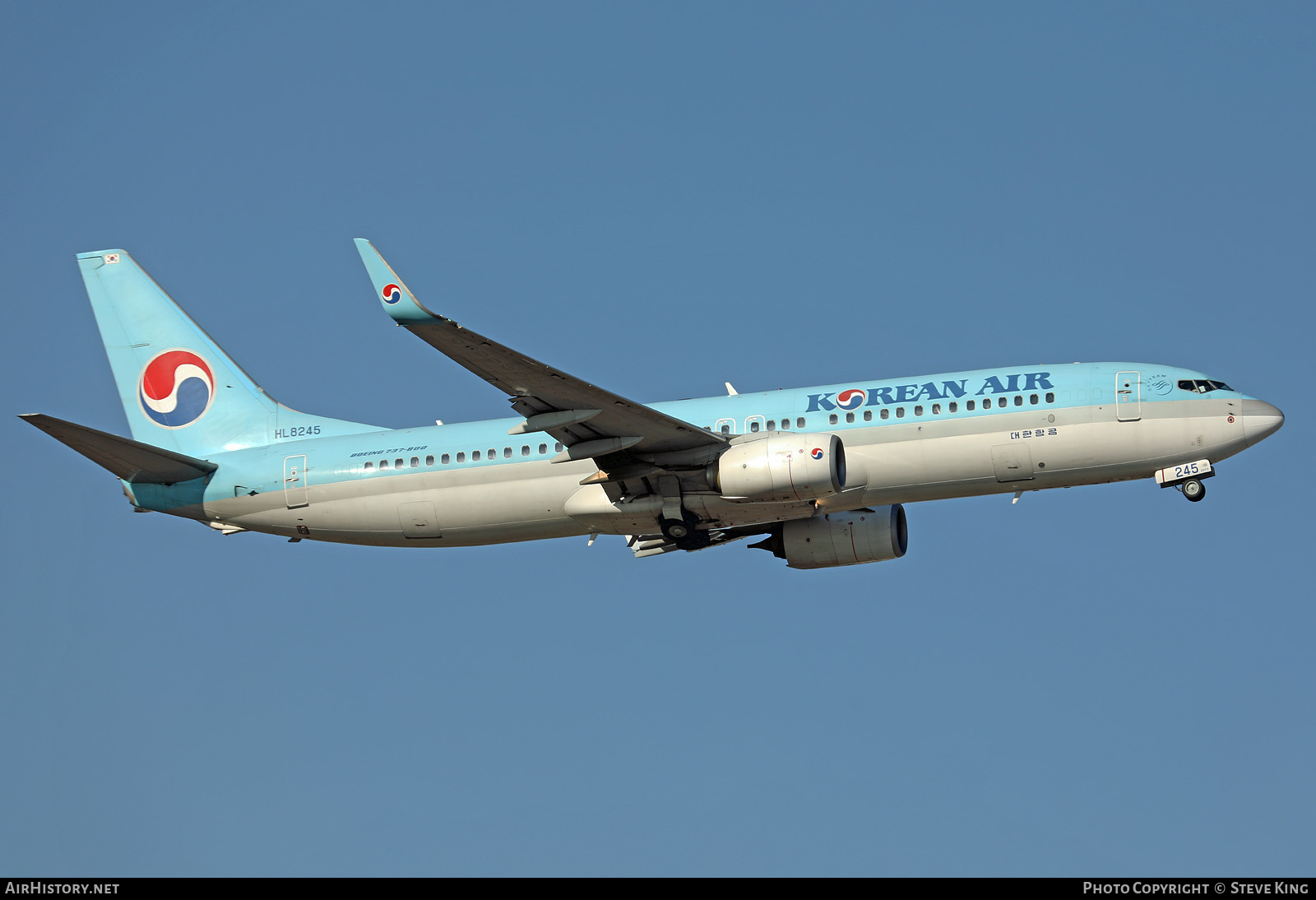 Aircraft Photo of HL8245 | Boeing 737-8Q8 | Korean Air | AirHistory.net #561692