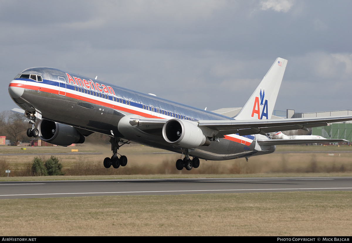 Aircraft Photo of N398AN | Boeing 767-323/ER | American Airlines | AirHistory.net #561736