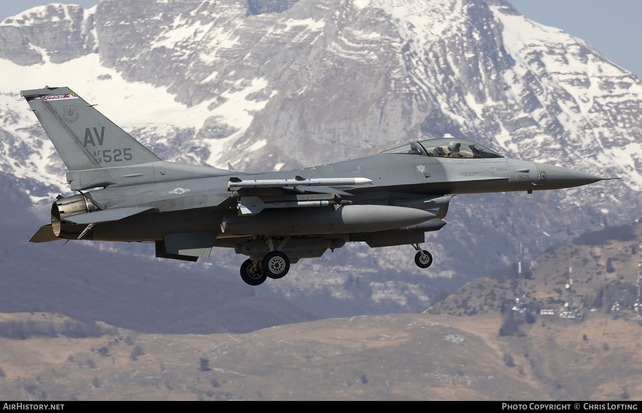 Aircraft Photo of 88-0525 / AF88-525 | General Dynamics F-16CM Fighting Falcon | USA - Air Force | AirHistory.net #561804