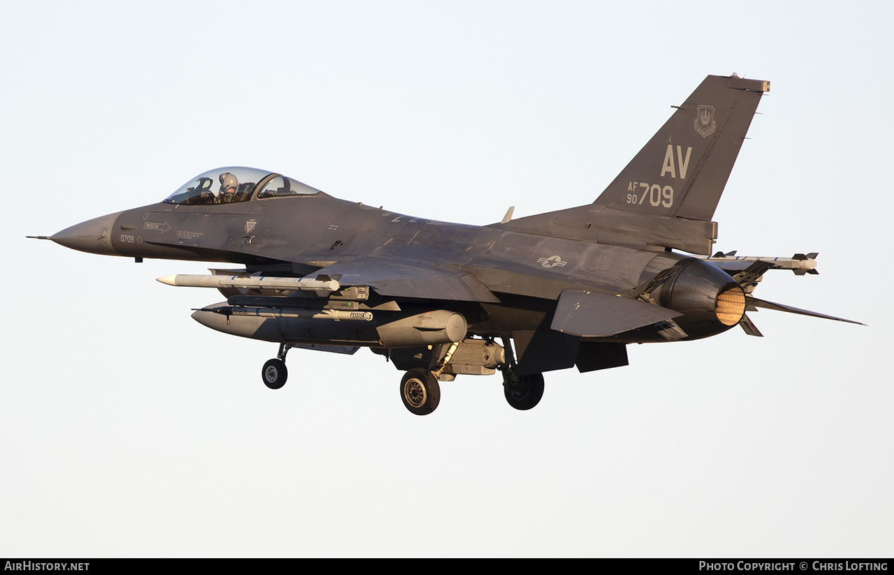 Aircraft Photo of 90-0709 / AF90-709 | General Dynamics F-16CM Fighting Falcon | USA - Air Force | AirHistory.net #561833