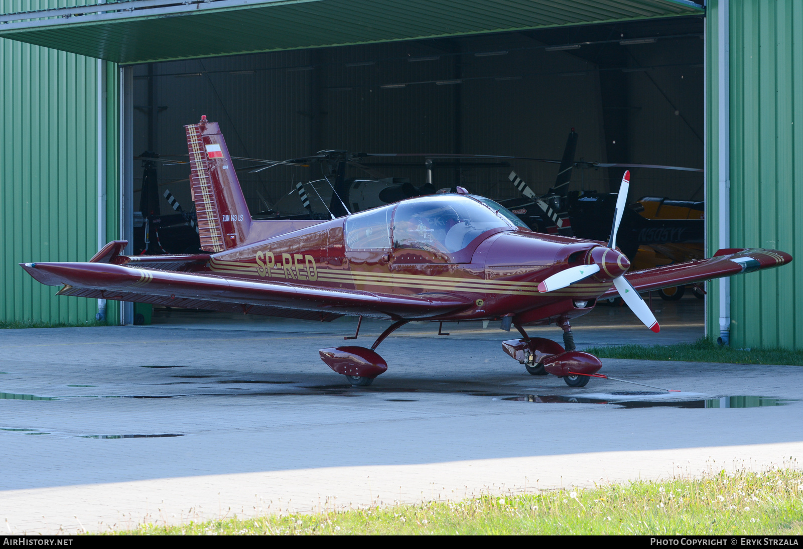 Aircraft Photo of SP-RED | Zlin Z-143LS | AirHistory.net #561899