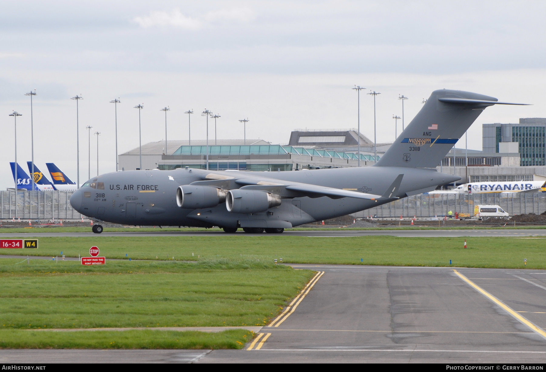 Aircraft Photo of 03-3118 / 33118 | Boeing C-17A Globemaster III | USA - Air Force | AirHistory.net #561925