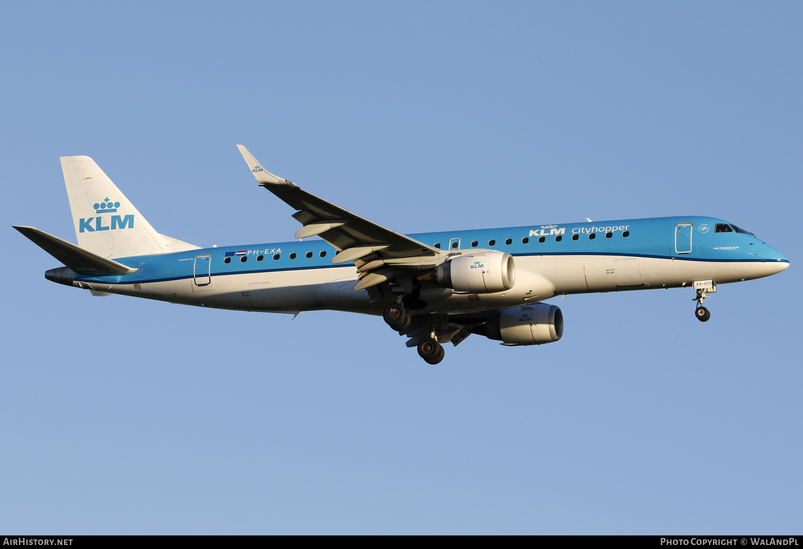 Aircraft Photo of PH-EXA | Embraer 190STD (ERJ-190-100STD) | KLM Cityhopper | AirHistory.net #561974