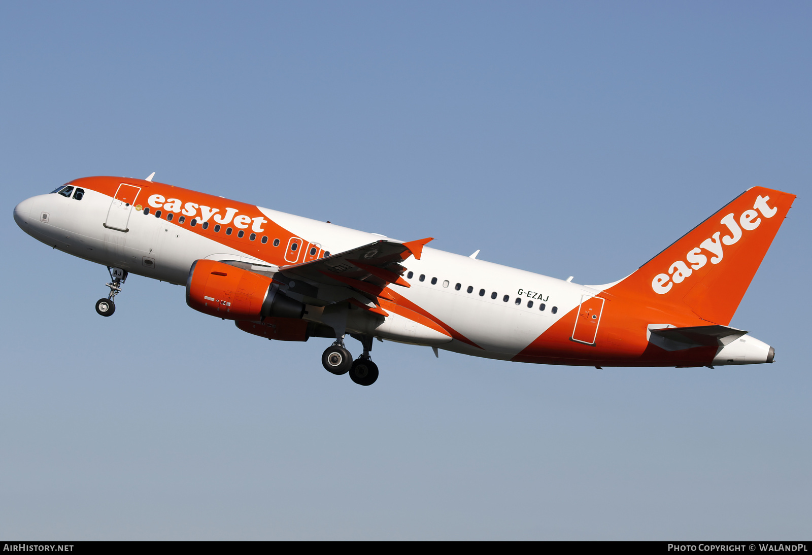 Aircraft Photo of G-EZAJ | Airbus A319-111 | EasyJet | AirHistory.net #561979