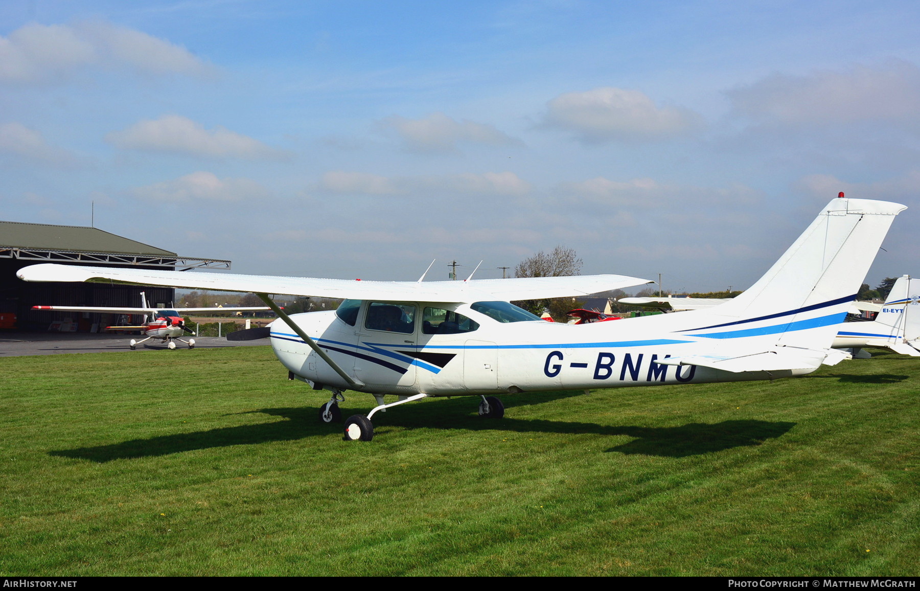 Aircraft Photo of G-BNMO | Cessna TR182 Turbo Skylane RG | AirHistory.net #561994