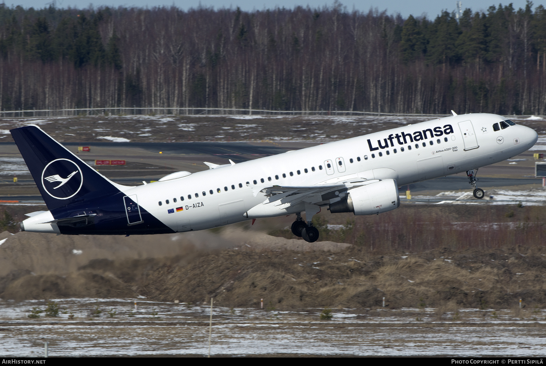 Aircraft Photo of D-AIZA | Airbus A320-214 | Lufthansa | AirHistory.net #562087
