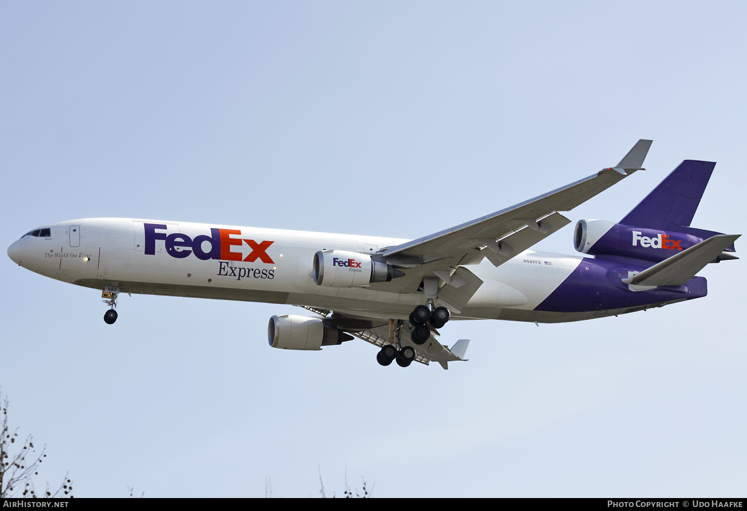 Aircraft Photo of N587FE | McDonnell Douglas MD-11/F | FedEx Express - Federal Express | AirHistory.net #562097