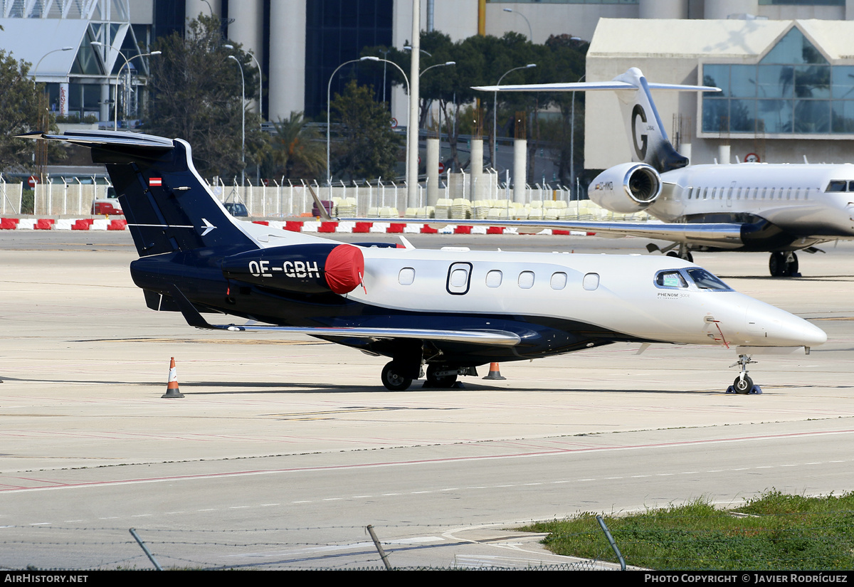 Aircraft Photo of OE-GBH | Embraer EMB-505 Phenom 300 | AirHistory.net #562148