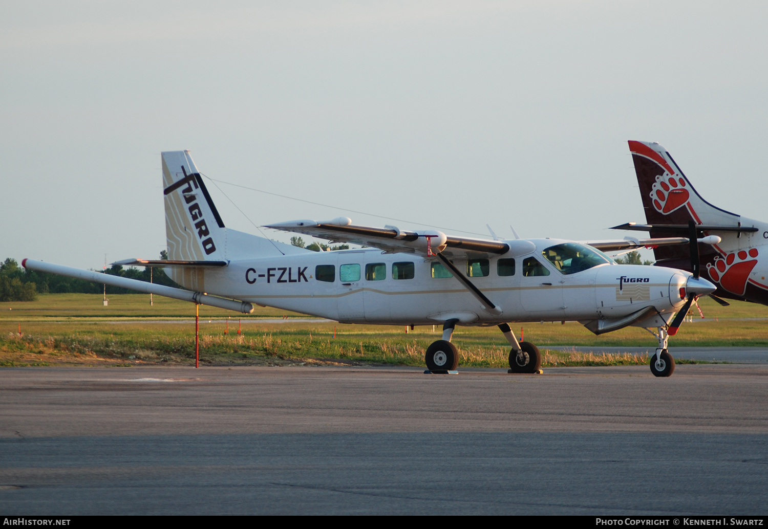 Aircraft Photo of C-FZLK | Cessna 208B Grand Caravan | Fugro Airborne Surveys | AirHistory.net #562154