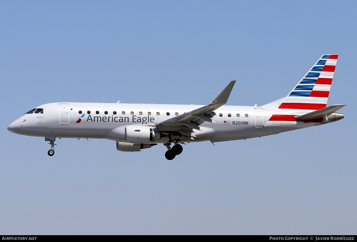 Aircraft Photo of N200NN | Embraer 175LR (ERJ-170-200LR) | American Eagle | AirHistory.net #562238