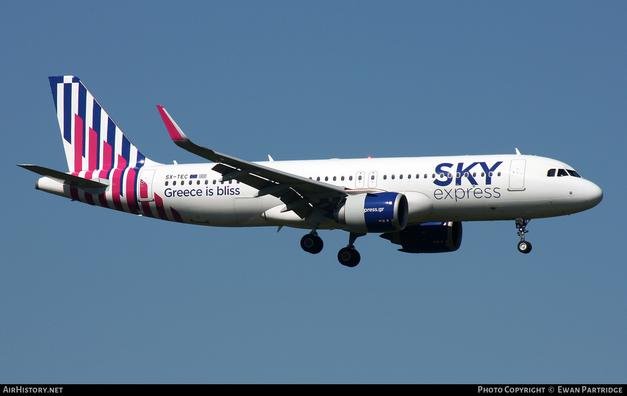 Aircraft Photo of SX-TEC | Airbus A320-251N | Sky Express | AirHistory.net #562307