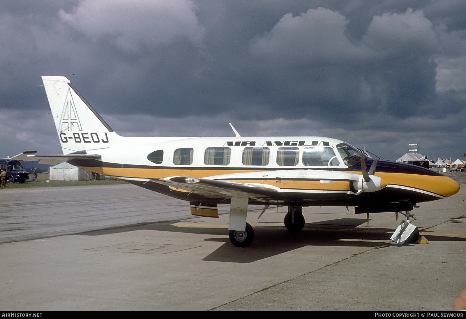 Aircraft Photo of G-BEOJ | Piper PA-31-350 Navajo Chieftain | Air Anglia | AirHistory.net #562329