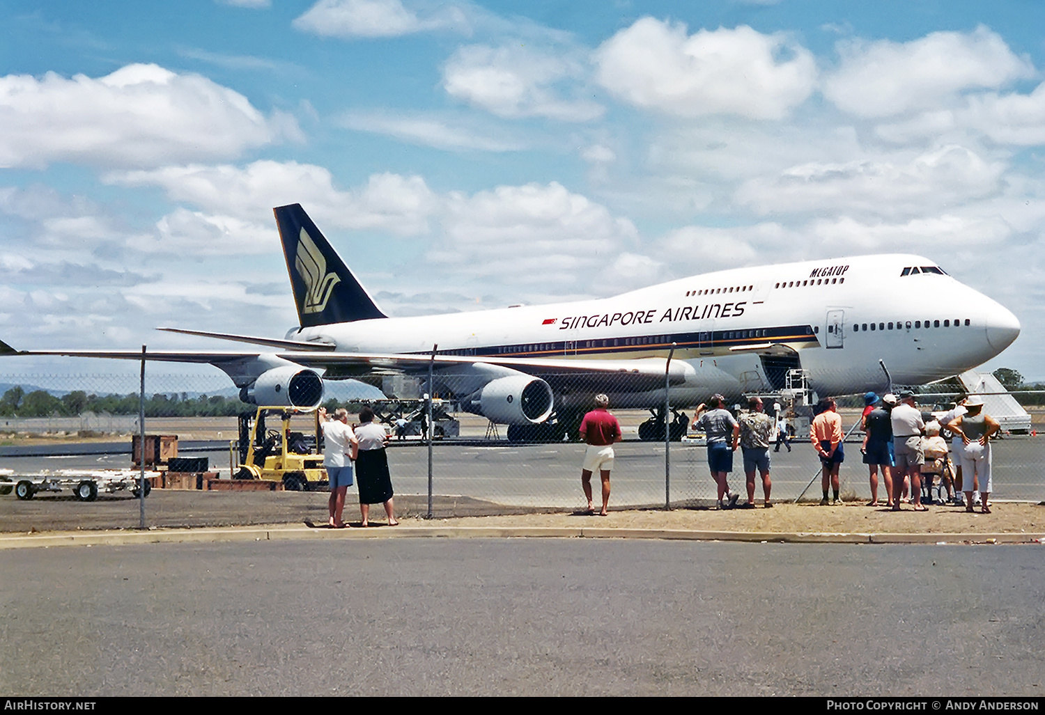 Aircraft Photo of 9V-SMH | Boeing 747-412 | Singapore Airlines | AirHistory.net #562340