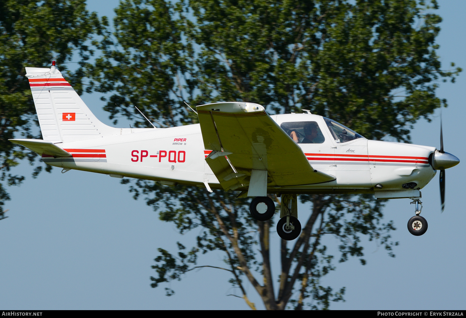 Aircraft Photo of SP-PQO | Piper PA-28R-201 Arrow III | AirHistory.net #562363