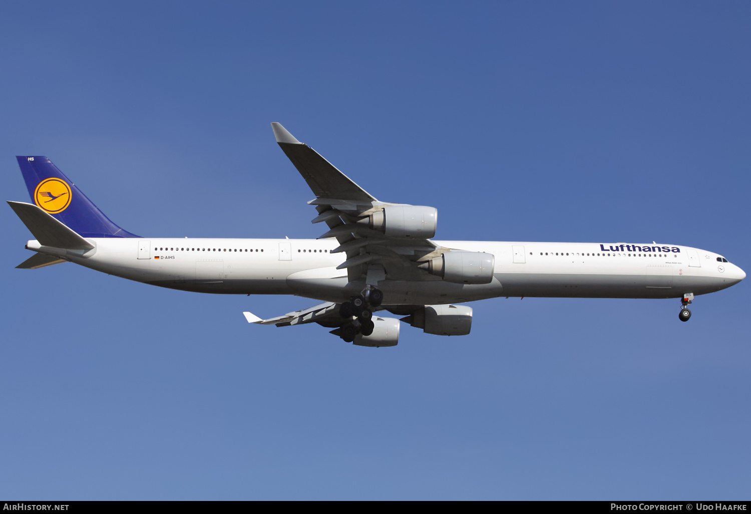 Aircraft Photo of D-AIHS | Airbus A340-642 | Lufthansa | AirHistory.net #562598