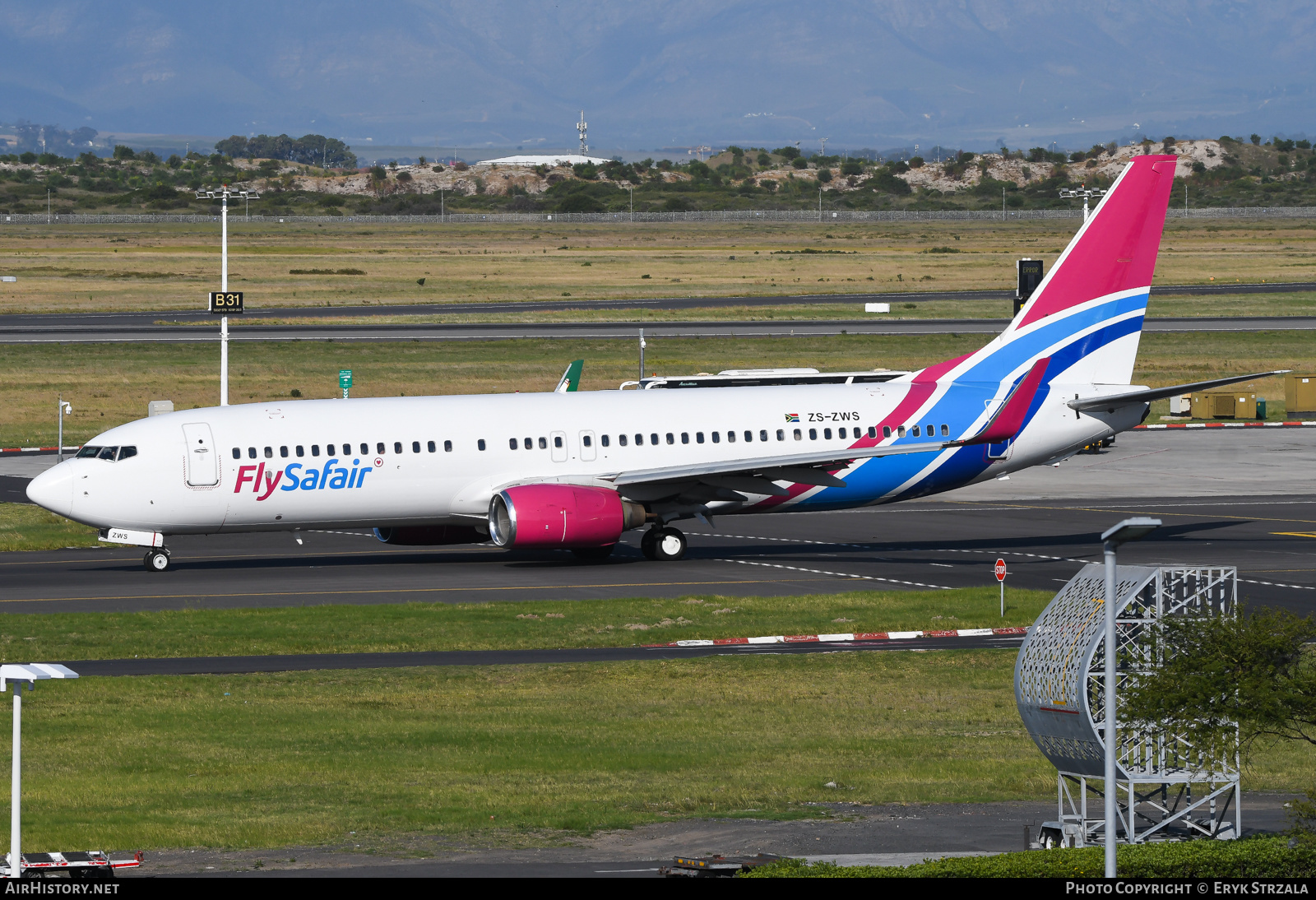 Aircraft Photo of ZS-ZWS | Boeing 737-86N | FlySafair | AirHistory.net #562640