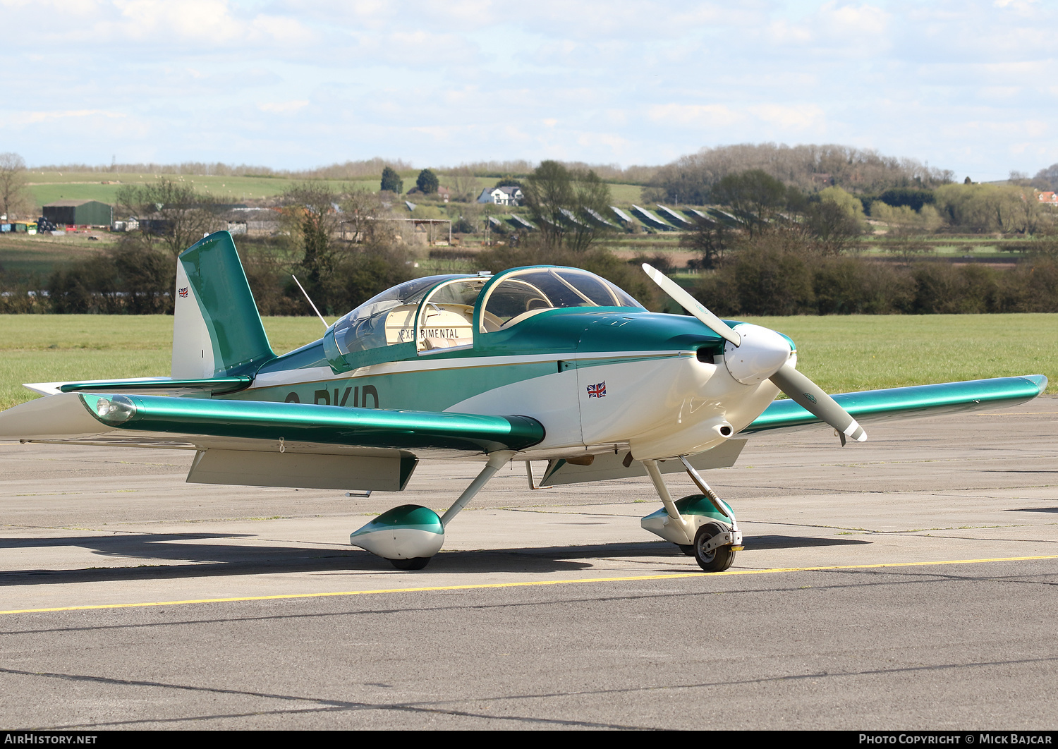 Aircraft Photo of G-RKID | Van's RV-6A | AirHistory.net #562711