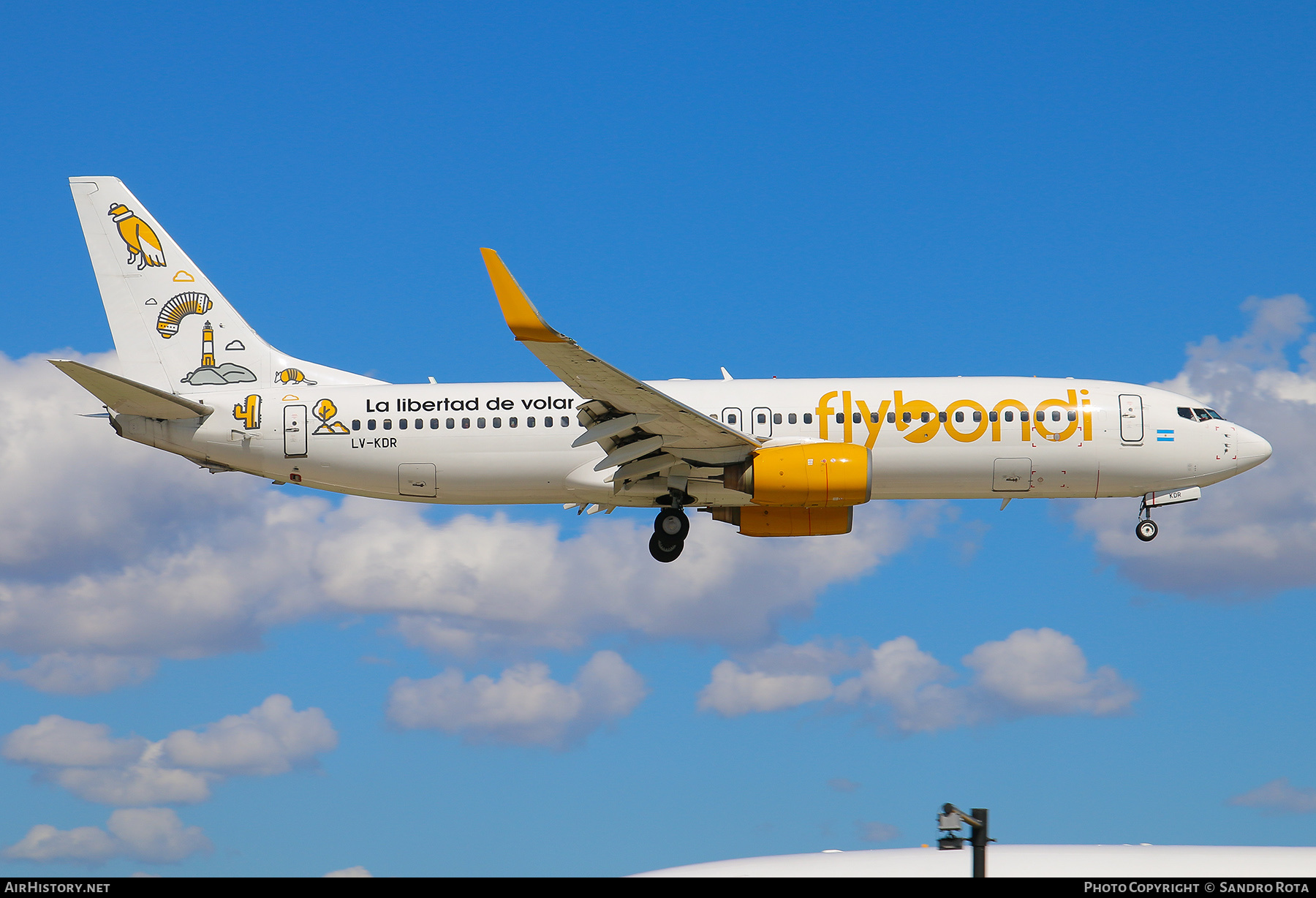 Aircraft Photo of LV-KDR | Boeing 737-86N | FlyBondi | AirHistory.net #562734