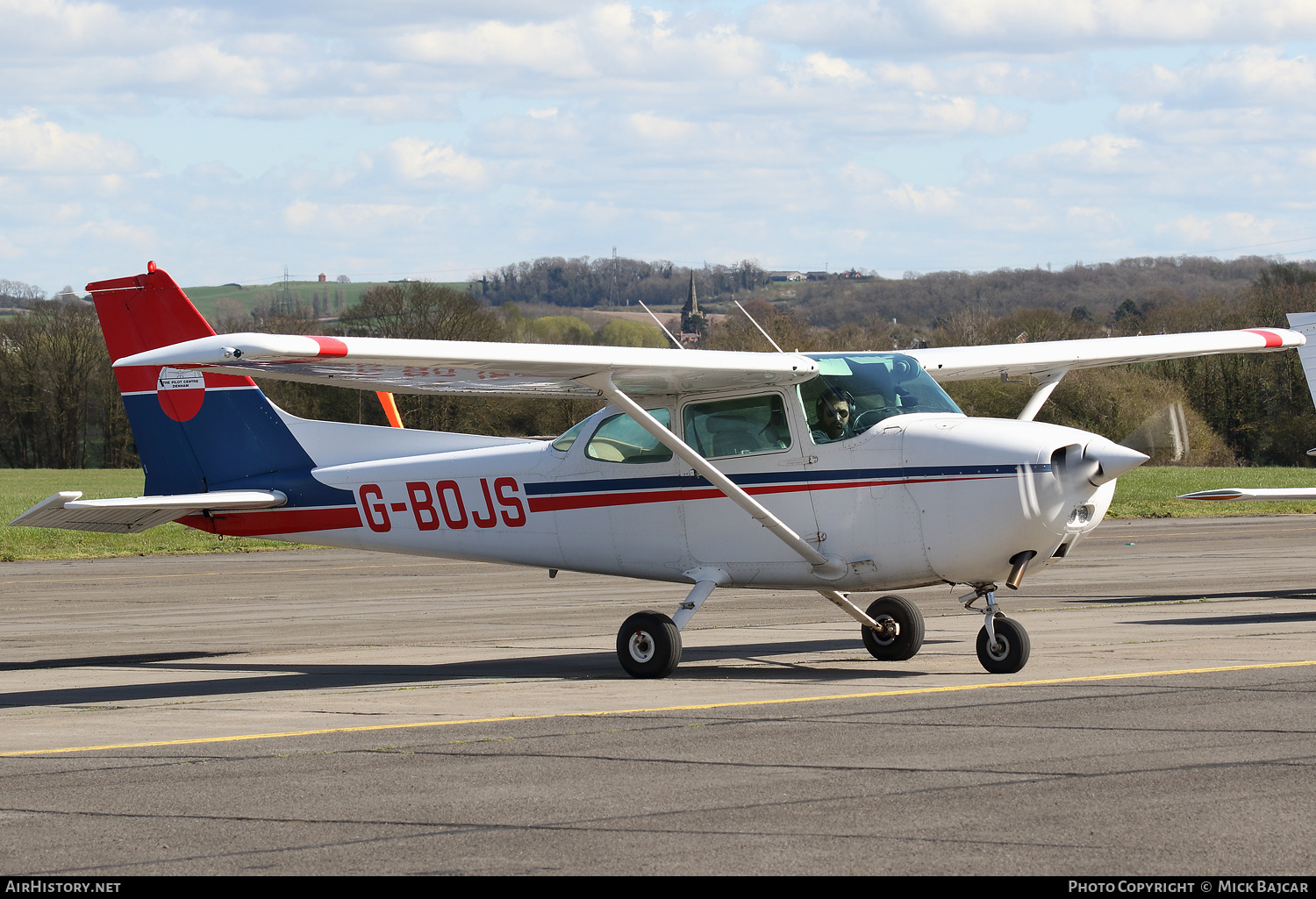 Aircraft Photo of G-BOJS | Cessna 172P | The Pilot Centre Denham | AirHistory.net #562752