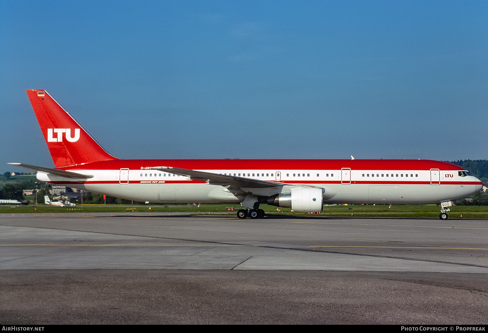 Aircraft Photo of D-AMUJ | Boeing 767-3G5/ER | LTU - Lufttransport-Unternehmen | AirHistory.net #562761