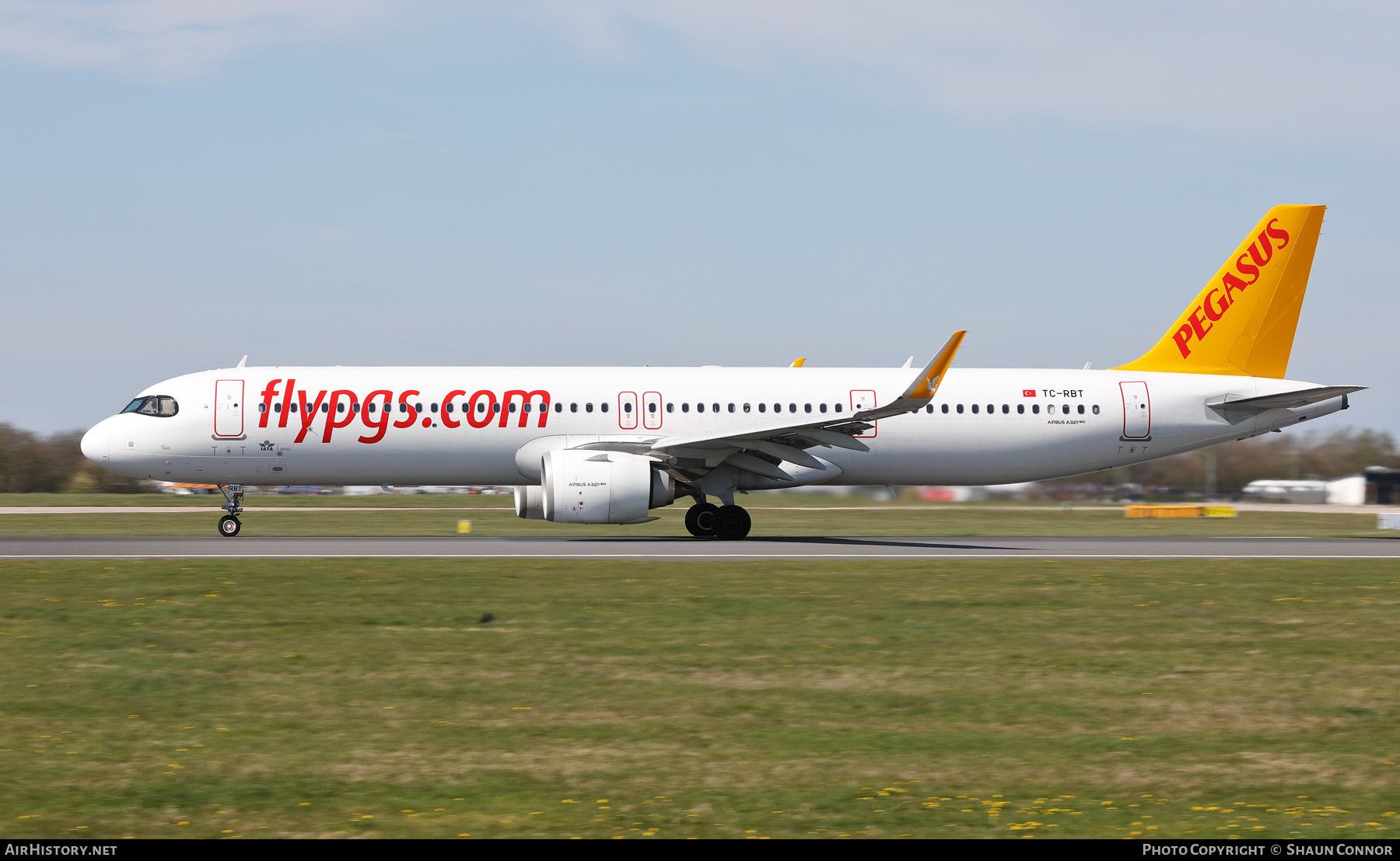 Aircraft Photo of TC-RBT | Airbus A321-251NX | Pegasus Airlines | AirHistory.net #562865
