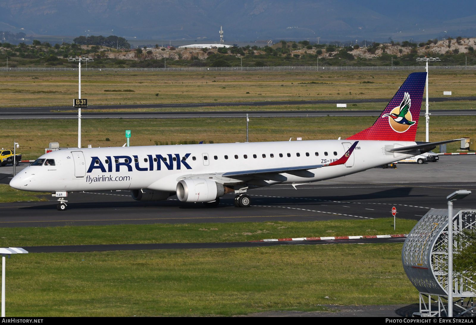 Aircraft Photo of ZS-YAR | Embraer 190AR (ERJ-190-100IGW) | Airlink | AirHistory.net #562891