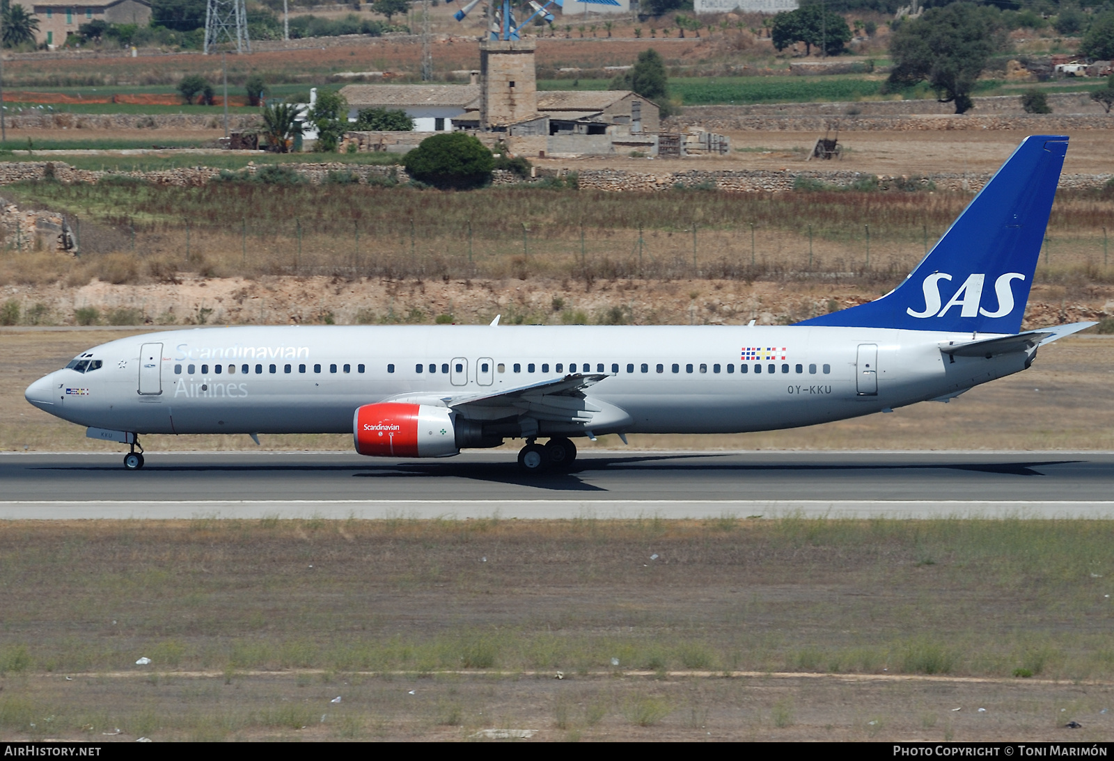 Aircraft Photo of OY-KKU | Boeing 737-883 | Scandinavian Airlines - SAS | AirHistory.net #562917