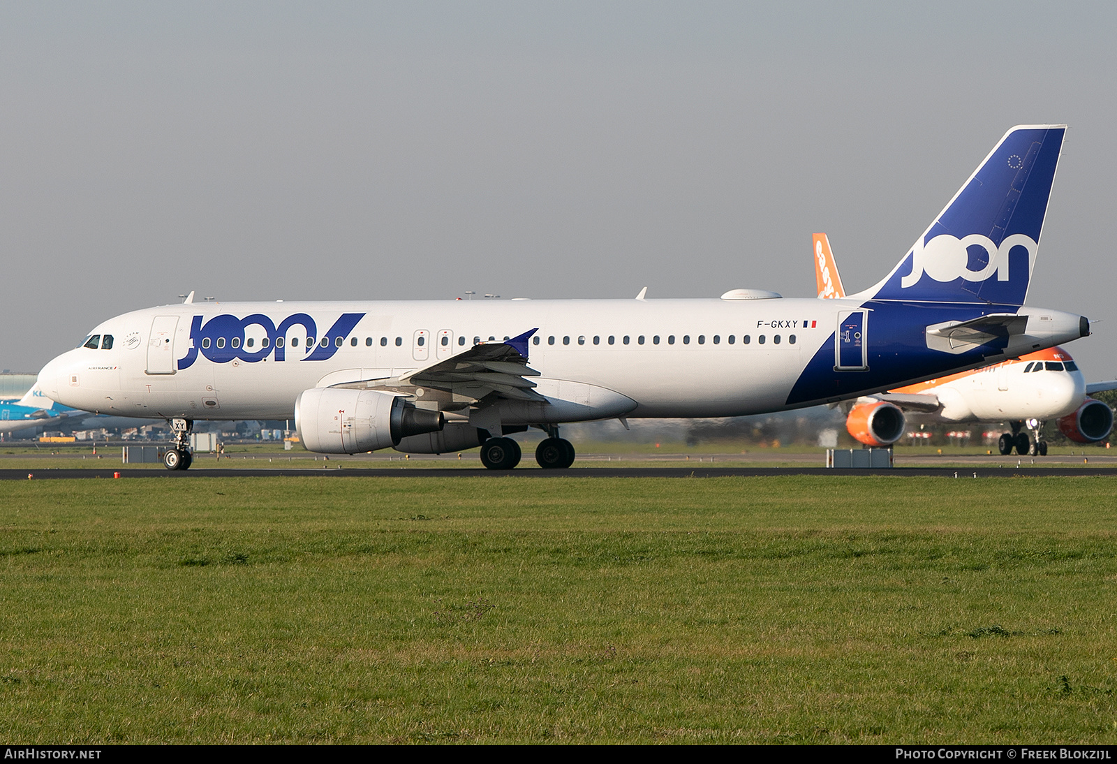 Aircraft Photo of F-GKXY | Airbus A320-214 | Joon | AirHistory.net #562942