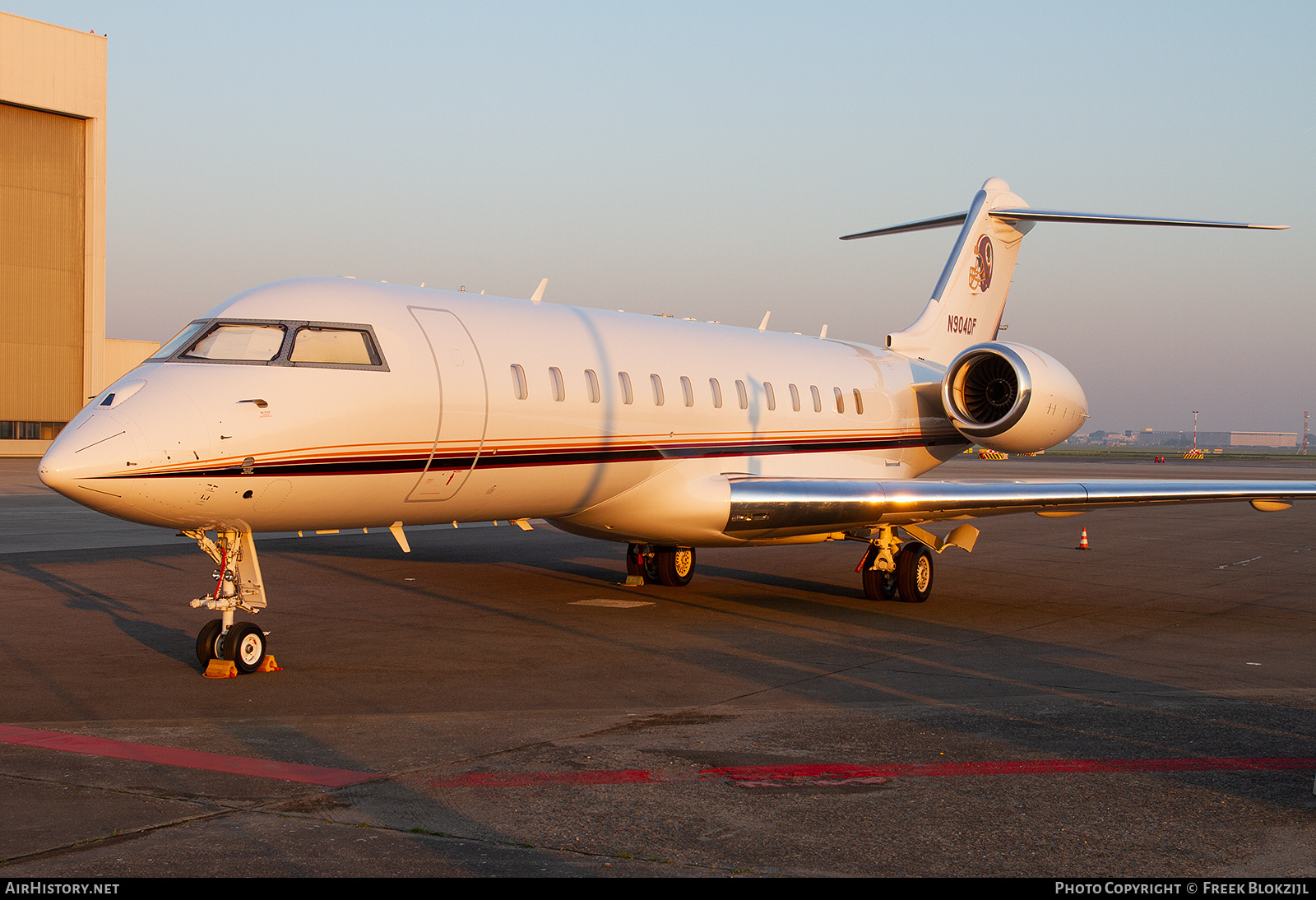 Aircraft Photo of N904DF | Bombardier Global Express (BD-700-1A10) | AirHistory.net #562959