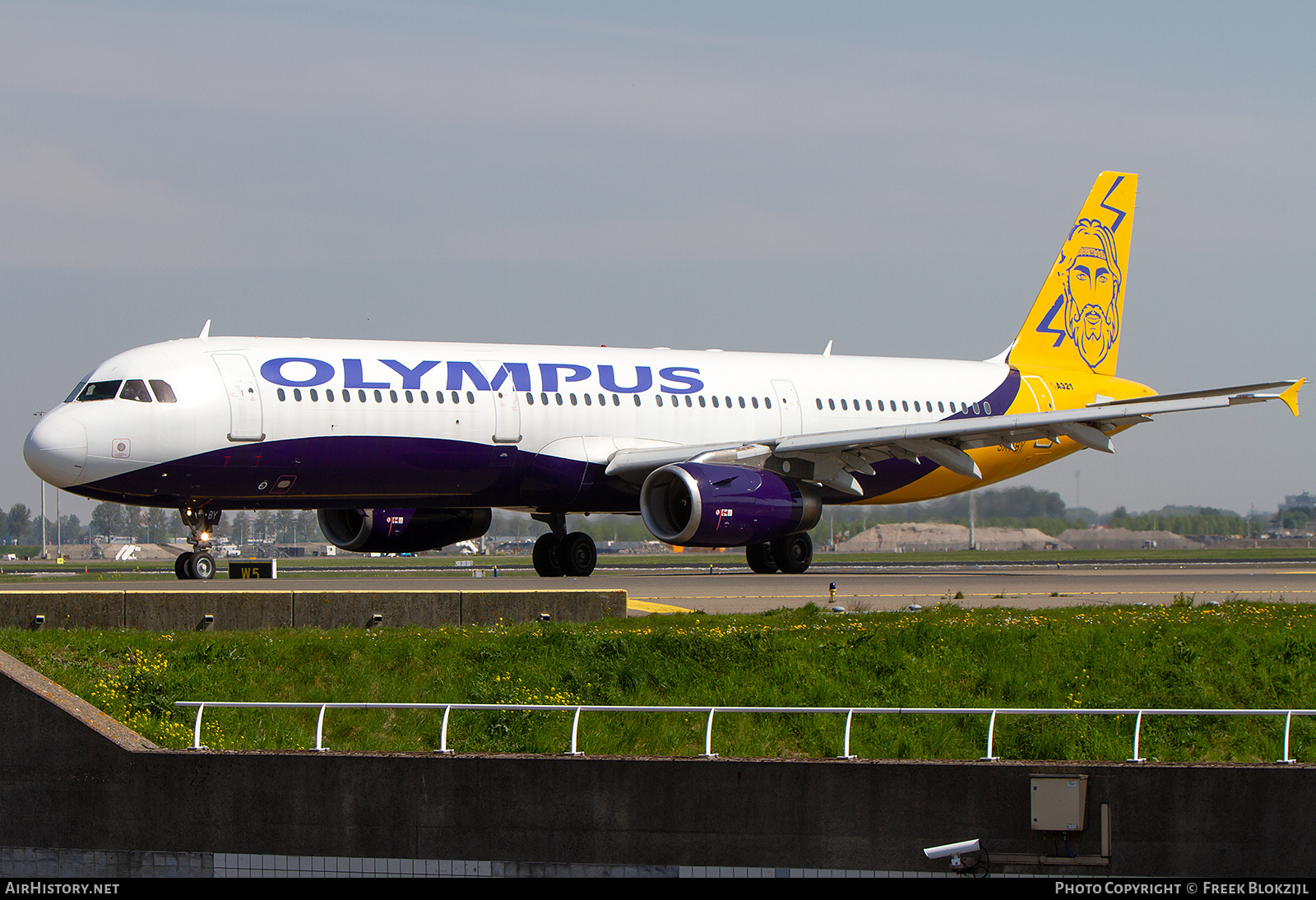 Aircraft Photo of SX-ABY | Airbus A321-231 | Olympus Airways | AirHistory.net #563016