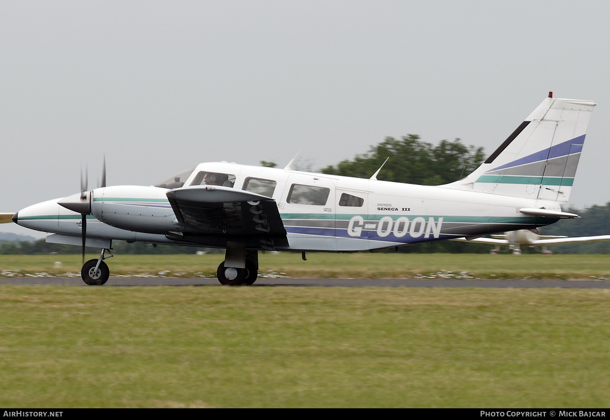 Aircraft Photo of G-OOON | Piper PA-34-220T Seneca III | AirHistory.net #563022