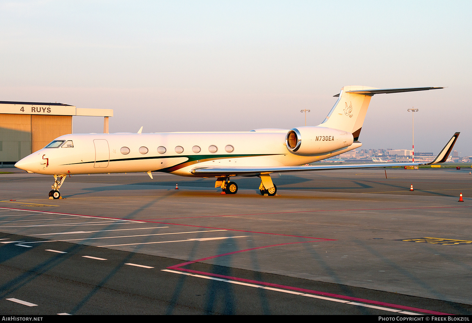 Aircraft Photo of N730EA | Gulfstream Aerospace G-V-SP Gulfstream G550 | AirHistory.net #563023